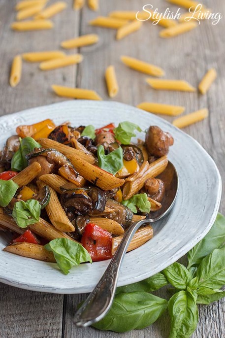 Antipasti Nudelsalat mit Balsamico - Stylish Living