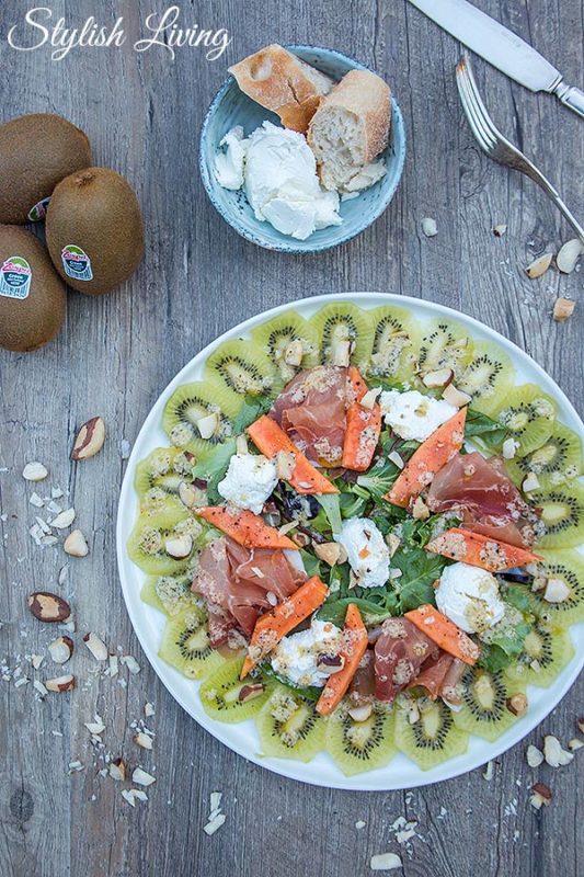 Fruchtiger Salat mit Zespri Kiwi, Papaya &amp; Ziegenfrischkäse [Werbung ...