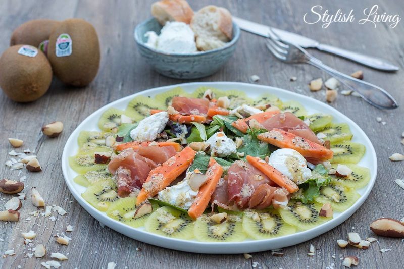 Fruchtiger Salat mit Zespri Kiwi, Papaya &amp; Ziegenfrischkäse [Werbung ...