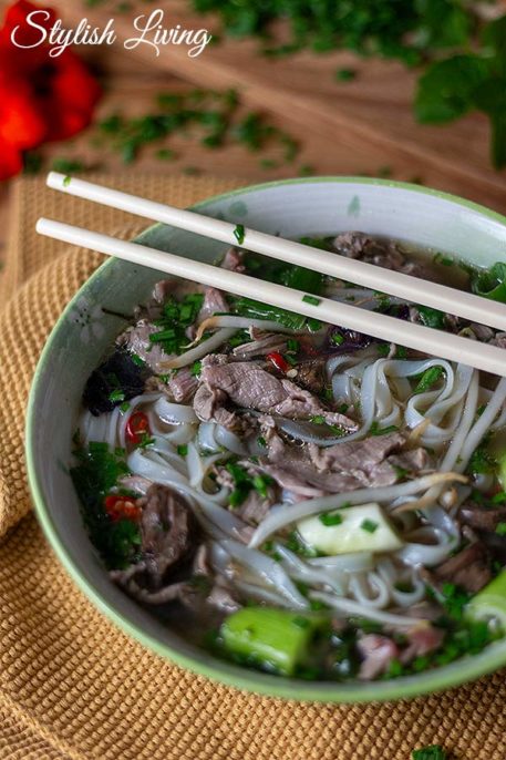 vietnamesische Nudelsuppe &amp;quot;Pho Bò&amp;quot; mit Rindfleisch - Stylish Living